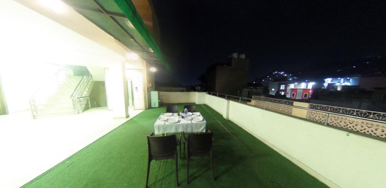 金士威酒店 阿杰梅尔 外观 照片